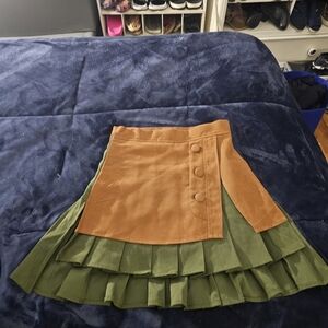 Green & Tan winter mini-skirt.